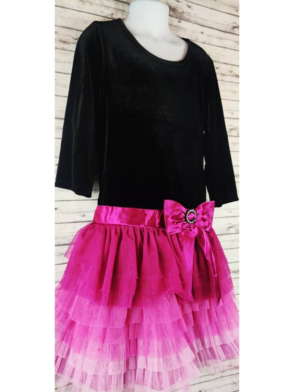 Jona Michelle Long Sleeve Layered Tulle Skirt Dress Size 8